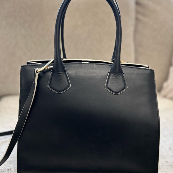 Patrizia Pepe Black Leather  Handbag - Picture 3 of 12